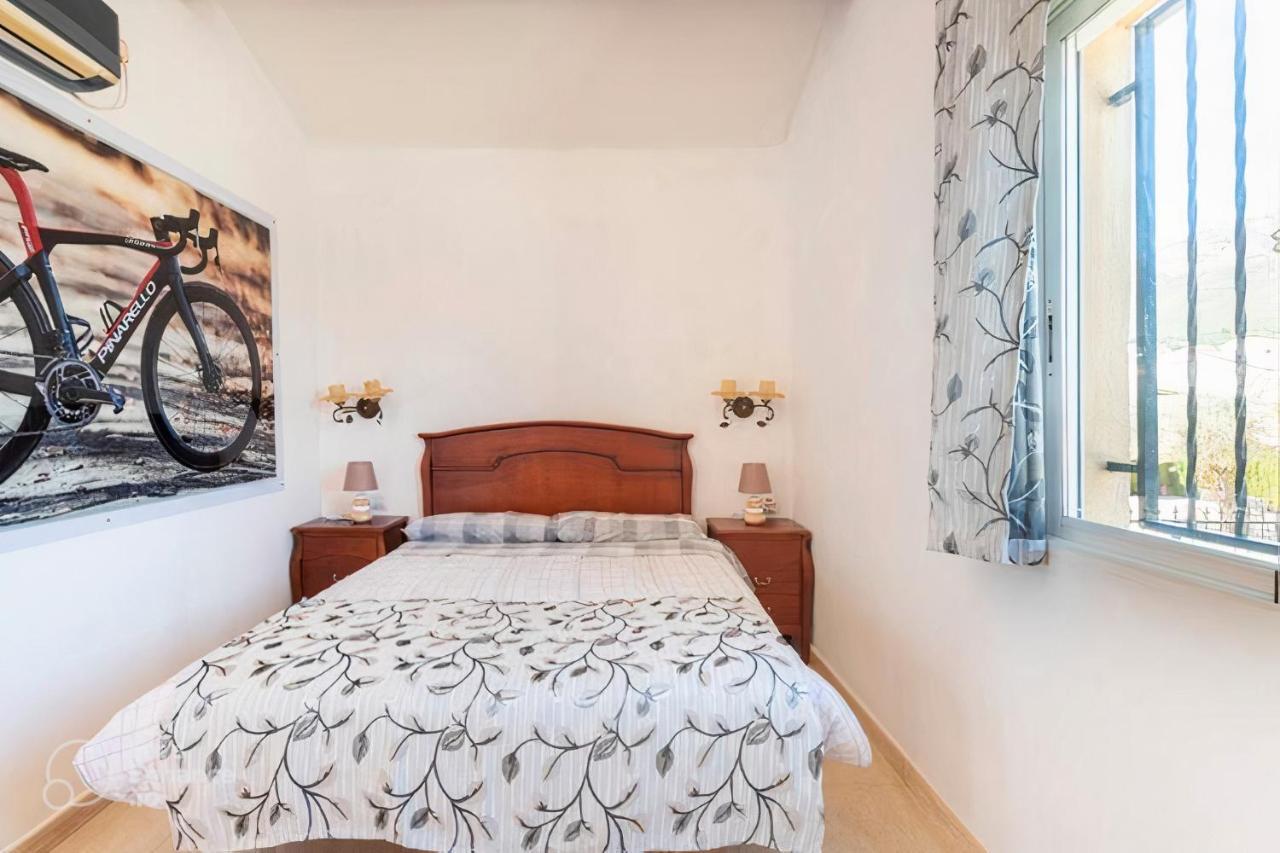 Velo Villa W/ A/C, Free Wi-Fi & Pool Near Benidorm Polop Eksteriør bilde